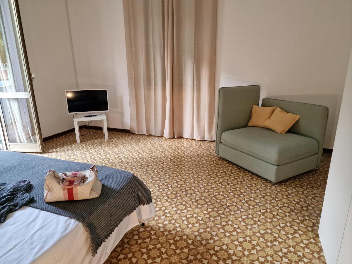 Frangi House Apartment Пескара Екстериор снимка